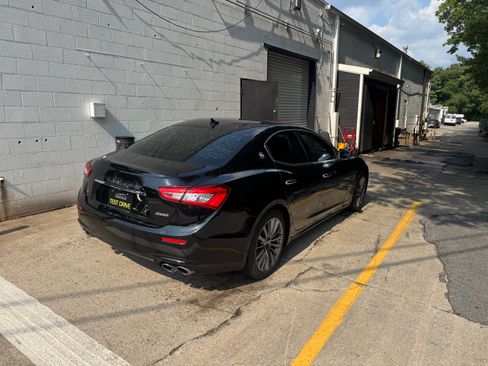 Used 2017 Maserati Ghibli S RWD image 5