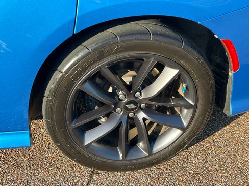 Used 2019 Dodge Charger Scat Pack image 19