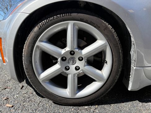 Used 2004 Nissan 350Z Touring image 17