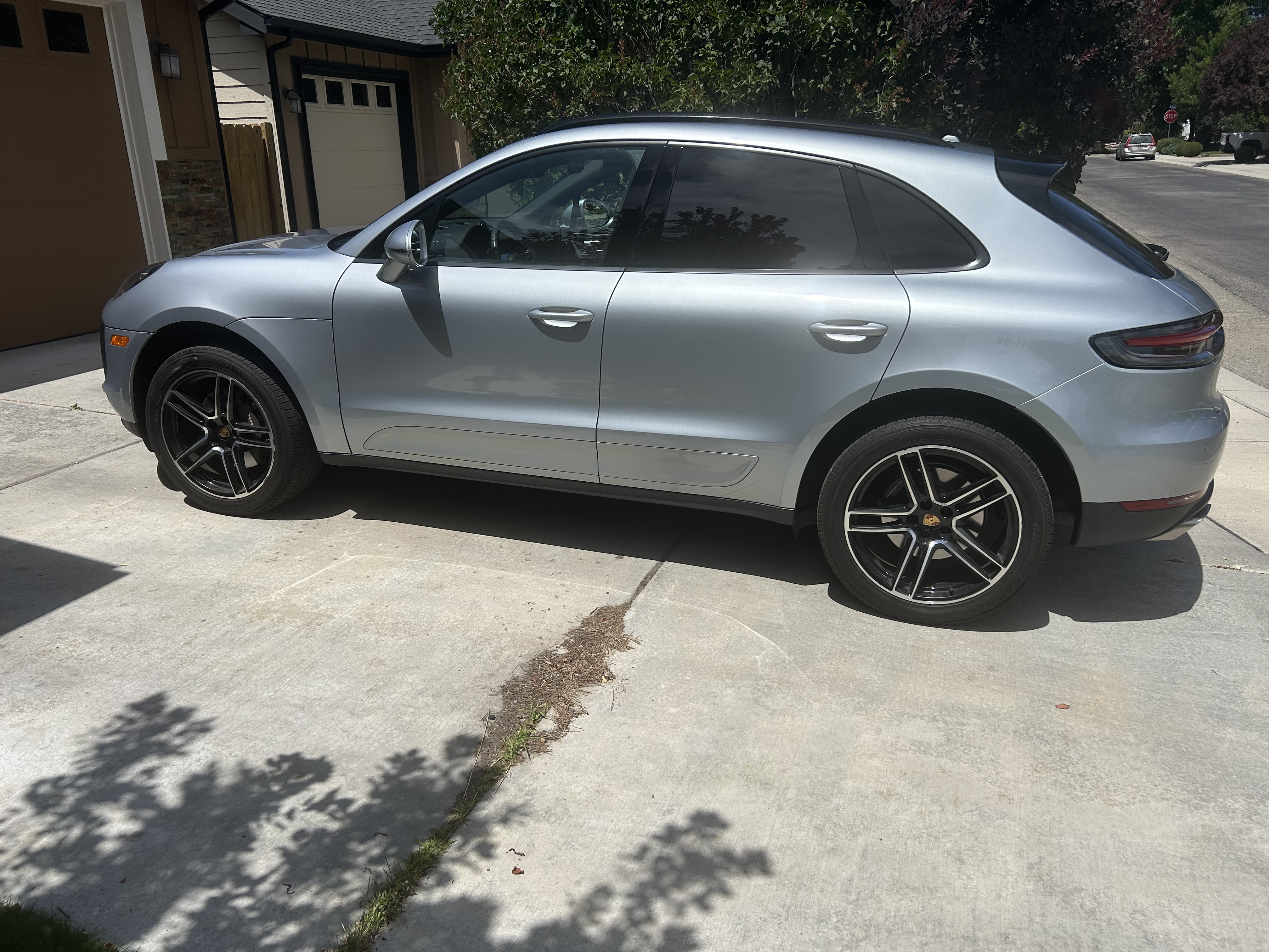 Used 2021 Porsche Macan AWD/4WD image 4