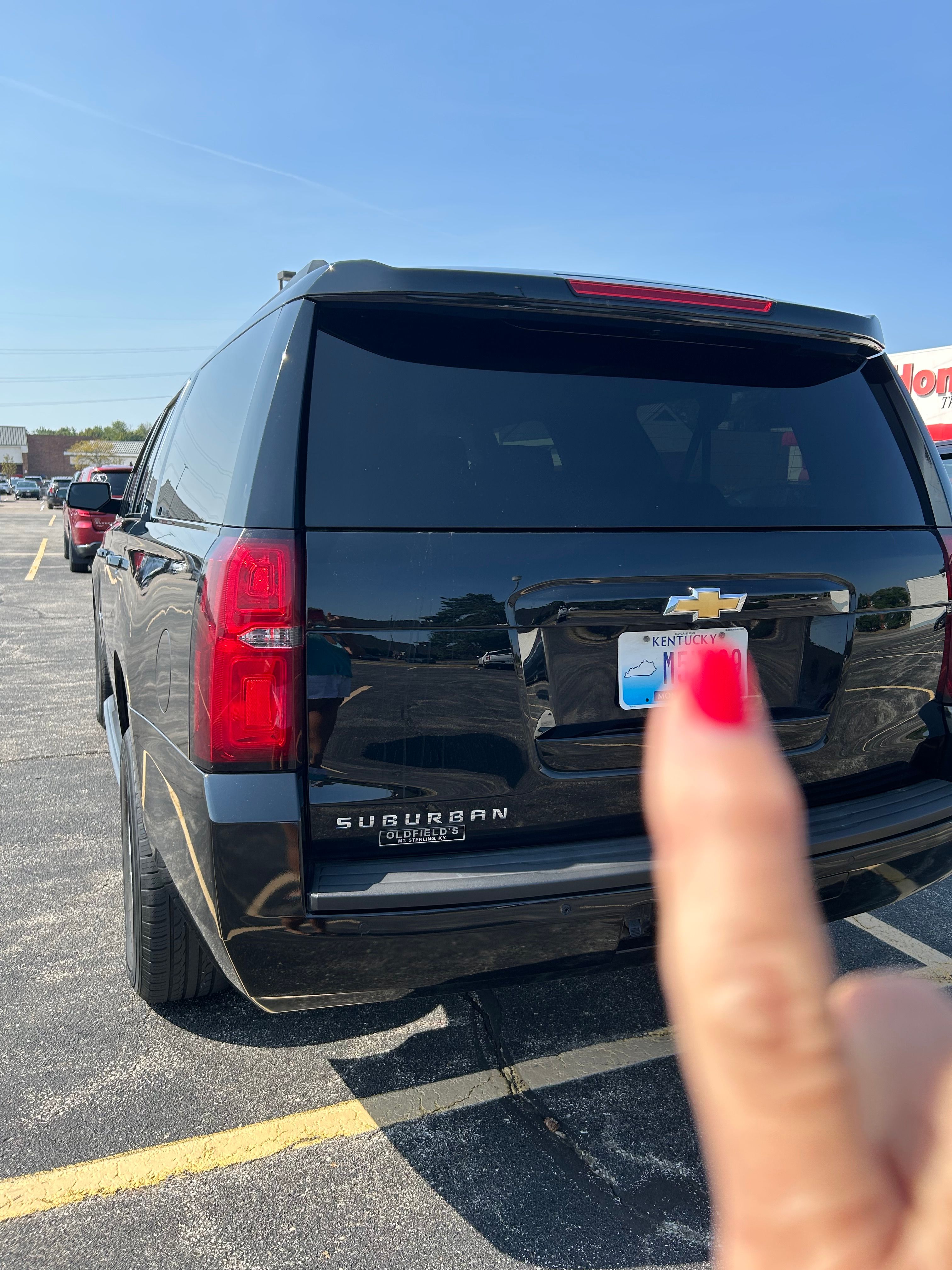 Used 2019 Chevrolet Suburban LT AWD/4WD image 14