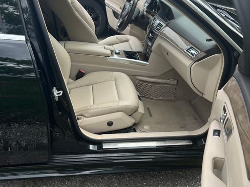 Used 2014 Mercedes-Benz E 350 Sedan image 11