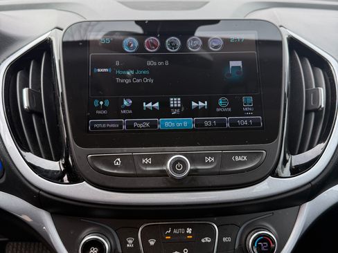 Used 2017 Chevrolet Volt LT w/ Comfort Package image 14