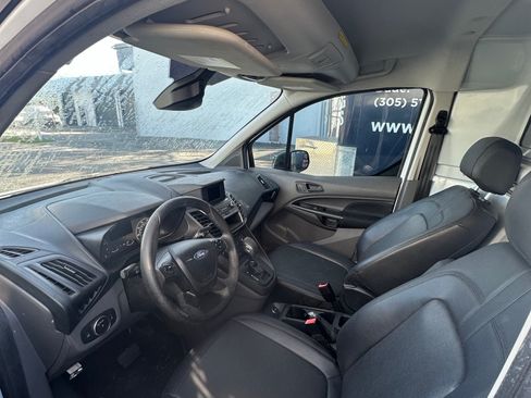 Used 2019 Ford Transit Connect XL image 11