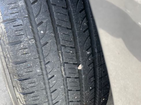 Used 2012 Toyota Highlander SE w/ Tow Pkg image 13