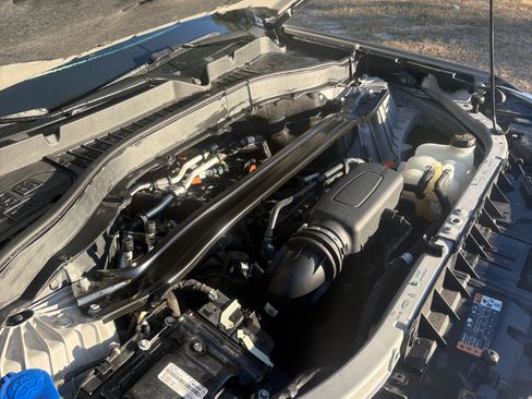 Used 2021 Ford Explorer Limited w/ Equipment Group 301A image 12