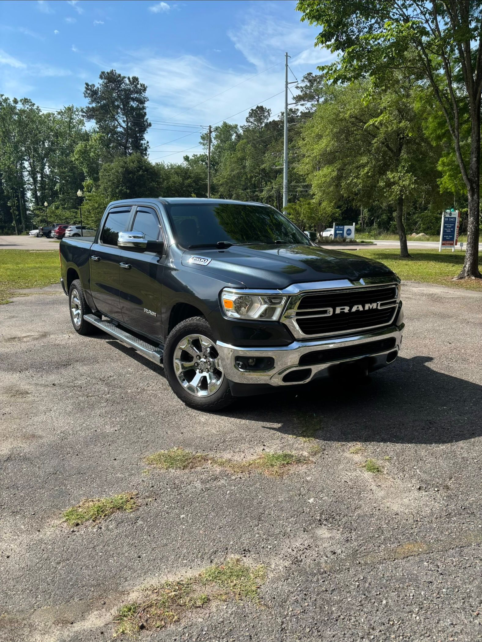 Used 2019 RAM 1500 Big Horn AWD/4WD image 1