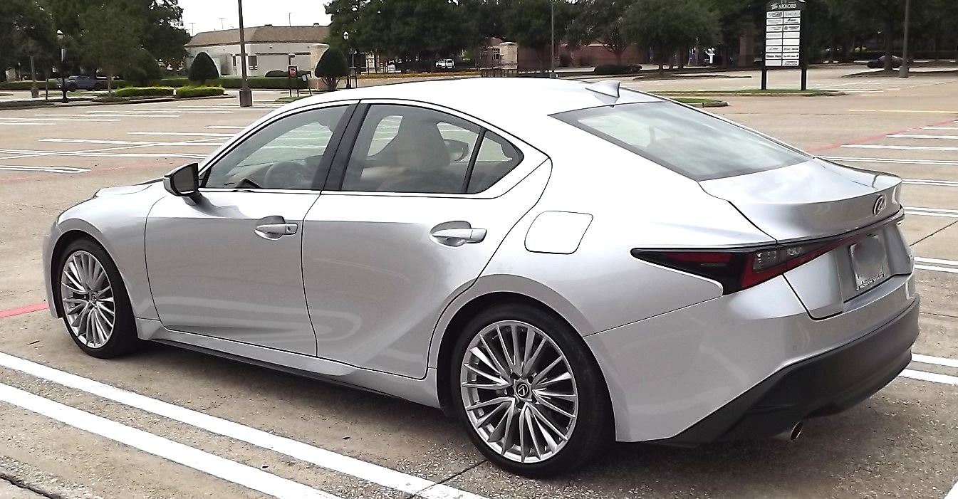 Used 2024 Lexus IS 300 w/ Premium Package RWD image 14