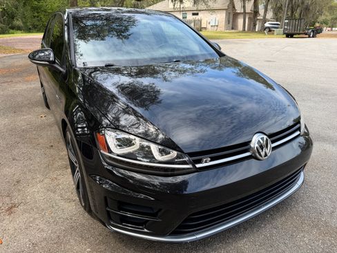 Used 2016 Volkswagen Golf R 4-Door AWD/4WD image 9