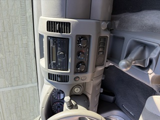 Used 2011 Nissan Frontier S RWD image 8