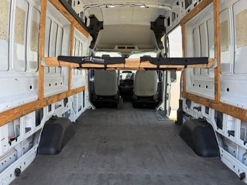 Used 2018 Ford Transit 250 148 High Roof Extended RWD image 11