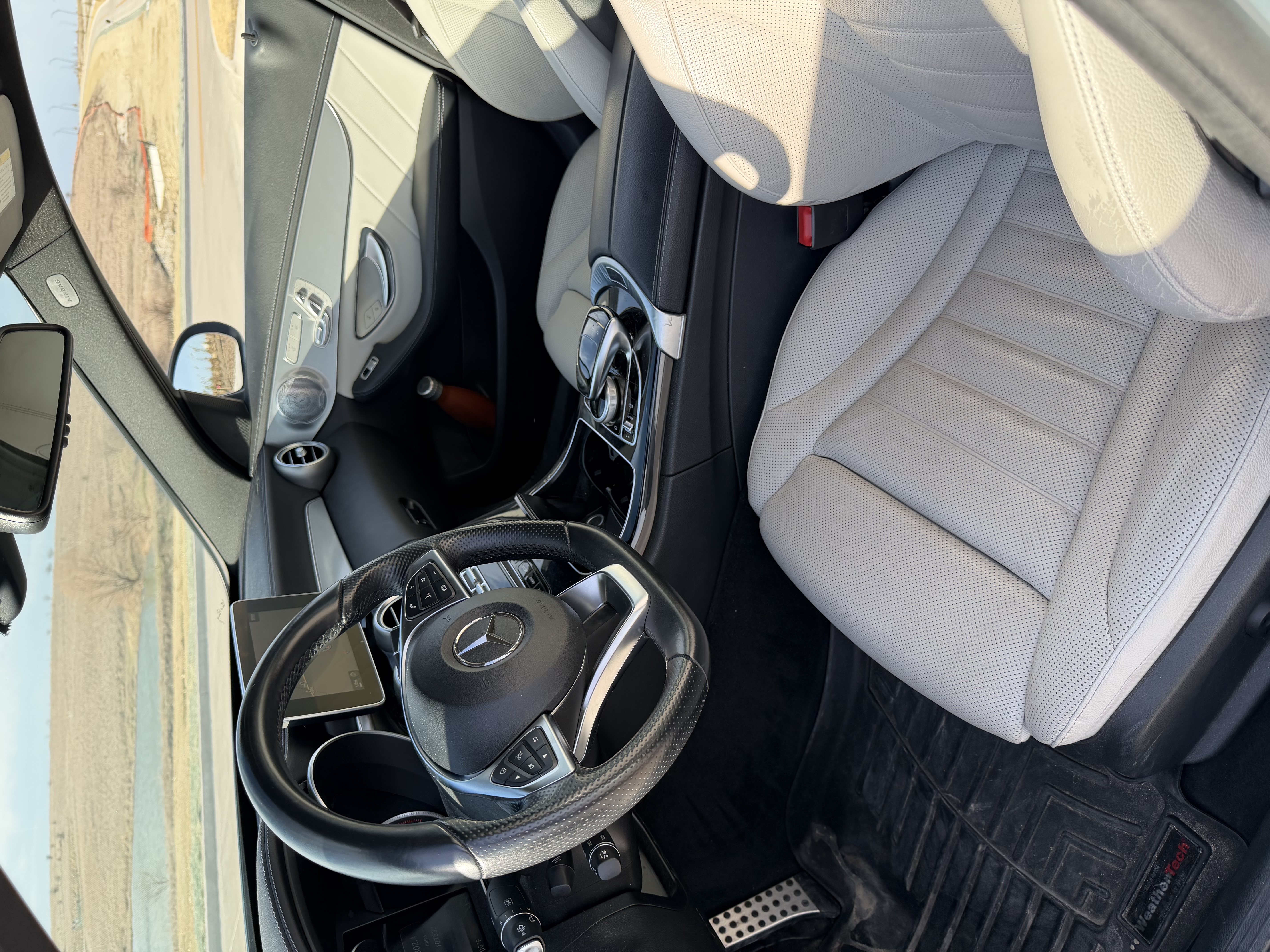 Used 2015 Mercedes-Benz C 400 4MATIC image 12