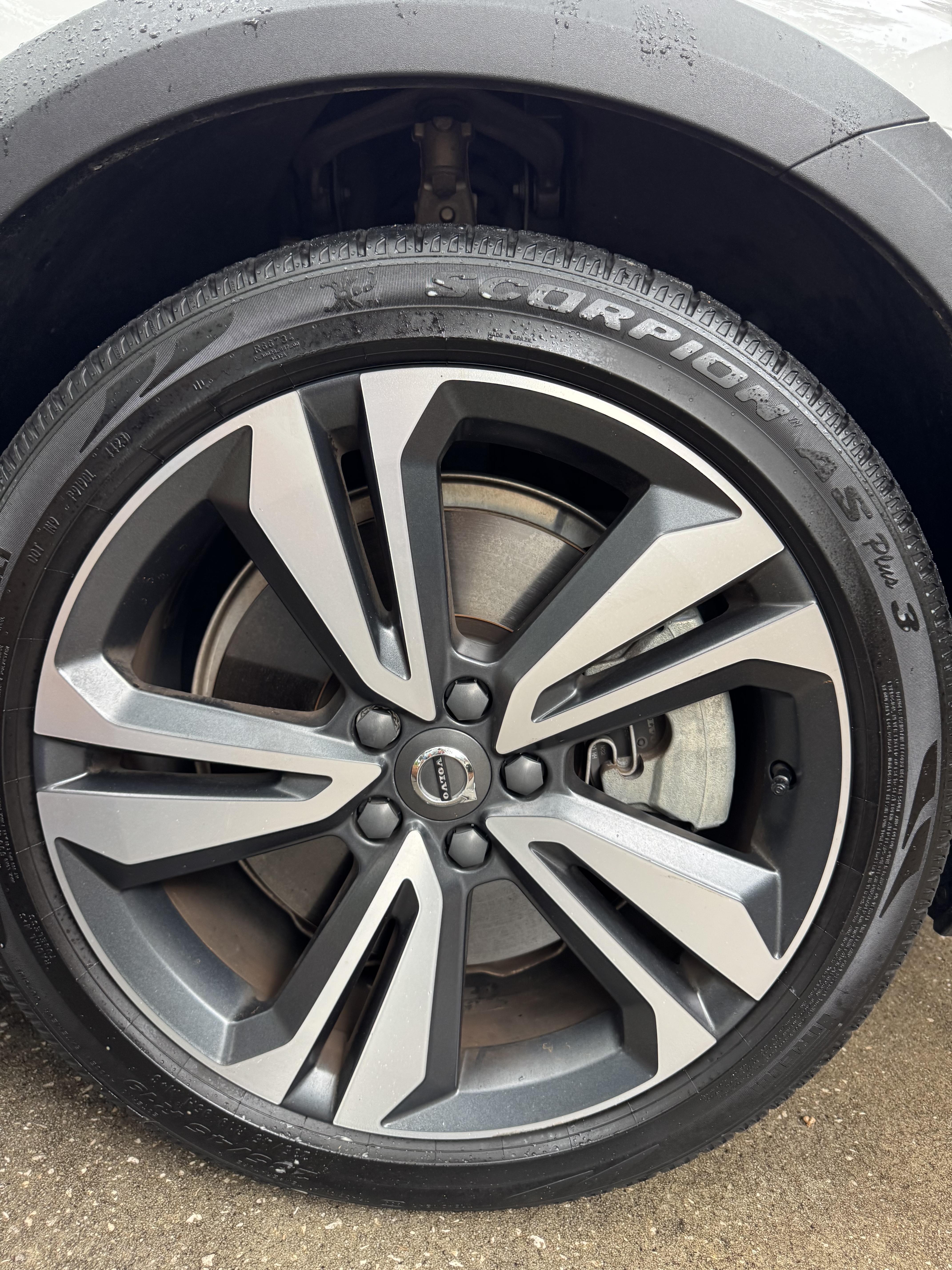 Used 2023 Volvo V60 B5 Cross Country Plus w/ Climate Package AWD/4WD image 17
