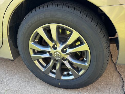 Used 2015 Nissan Altima 2.5 S w/ Power Driver Seat Package image 18