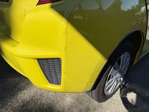 Used 2016 Honda Fit LX image 22