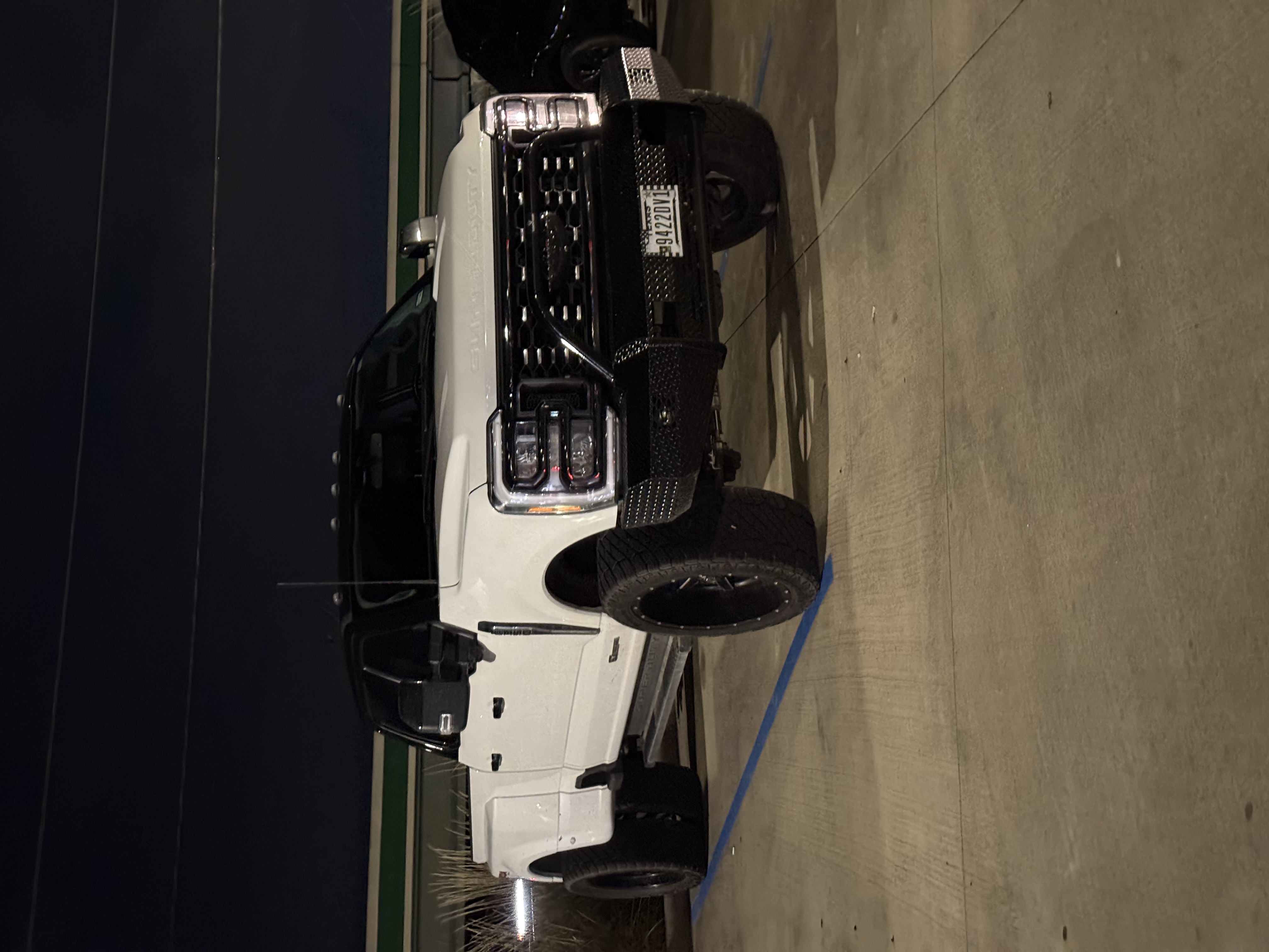 Used 2023 Ford F350 Lariat w/ Chrome Package AWD/4WD image 2