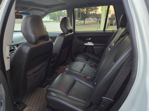 Used 2004 Volvo XC90 T6 image 9