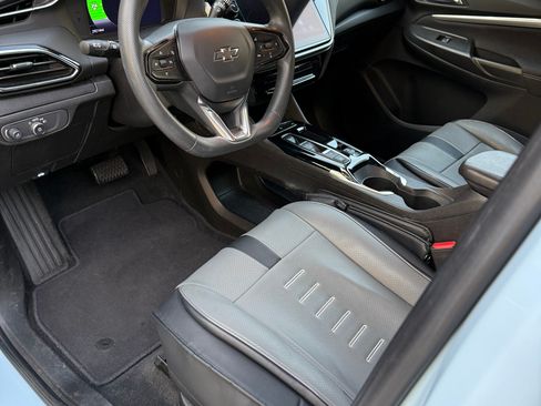 Used 2023 Chevrolet Bolt EUV LT w/ Driver Confidence Package image 4