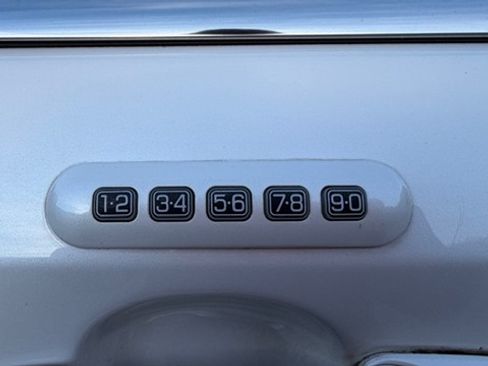 Used 2010 Ford Edge Limited image 24