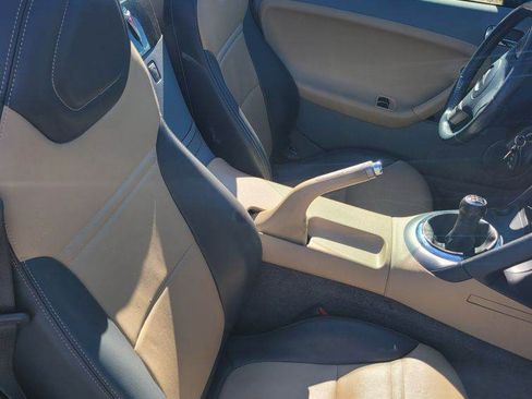 Used 2006 Pontiac Solstice Convertible w/ Premium Package image 8