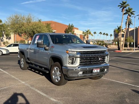 Used 2020 Chevrolet Silverado 3500 LTZ w/ LTZ Plus Package image 12