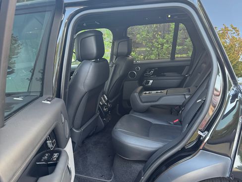 Used 2019 Land Rover Range Rover HSE AWD/4WD image 4