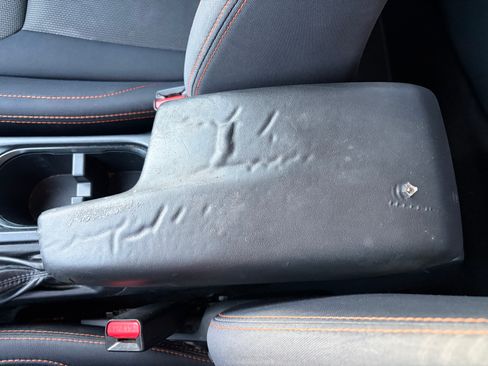 Used 2018 Subaru Crosstrek 2.0i Premium w/ Eyesight System image 26