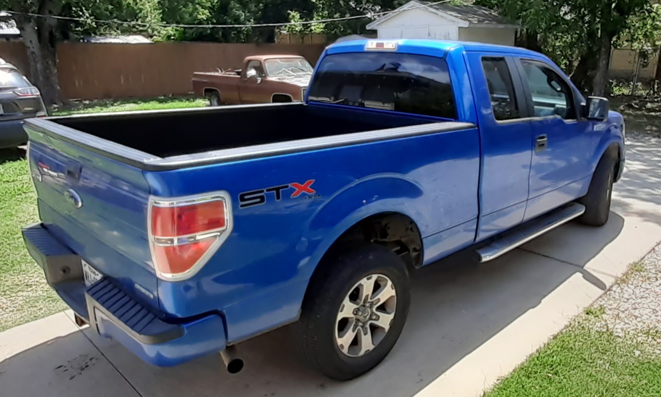 Used 2013 Ford F150 STX w/ Mid Equipment Group AWD/4WD image 9