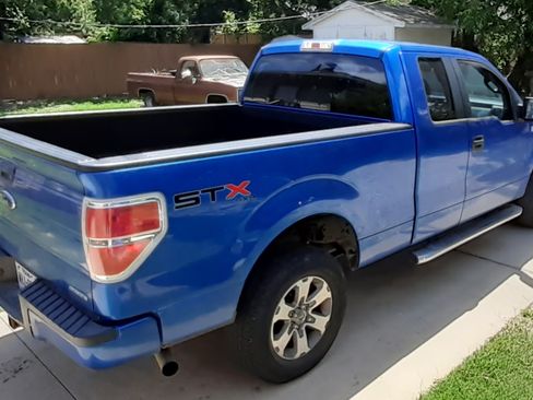 Used 2013 Ford F150 STX w/ Mid Equipment Group AWD/4WD image 9