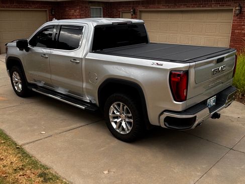 Used 2019 GMC Sierra 1500 SLT w/ SLT Premium Plus Package AWD/4WD image 2