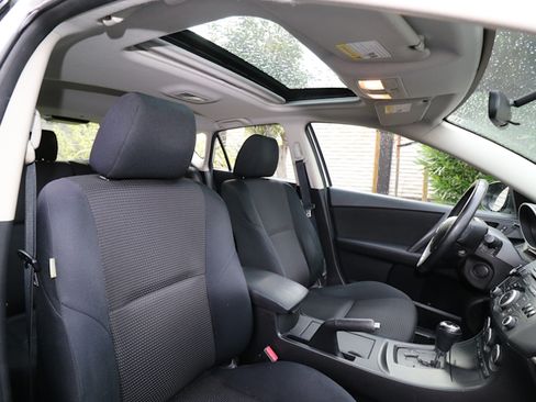 Used 2013 MAZDA MAZDA3 i Touring image 6