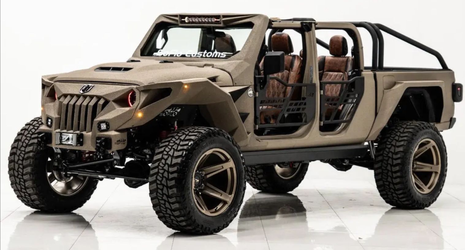 Used 2025 Jeep Gladiator Sport AWD/4WD image 6