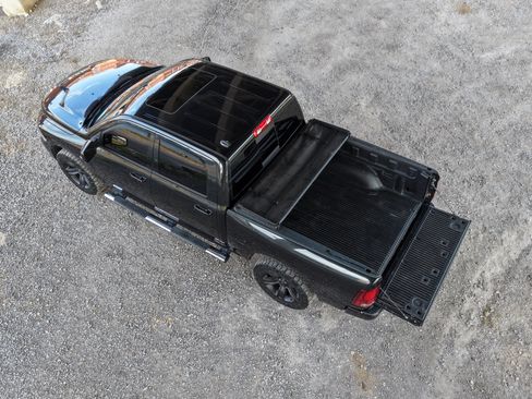 Used 2015 RAM 1500 Sport w/ Convenience Group AWD/4WD image 9