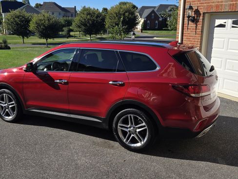 Used 2017 Hyundai Santa Fe FWD w/ SE Ultimate Tech Package 03 image 14