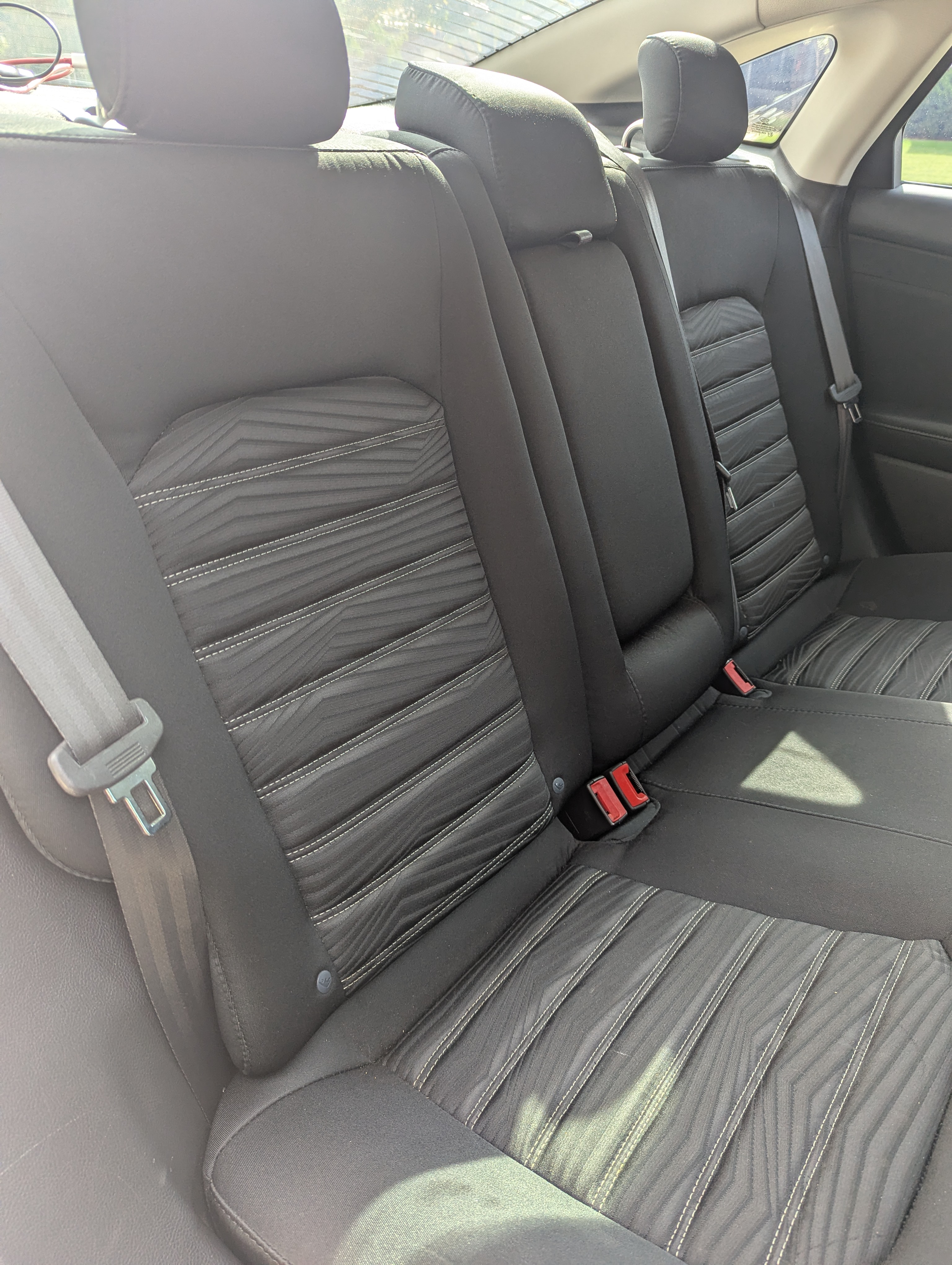 Used 2016 Ford Fusion SE FWD image 19