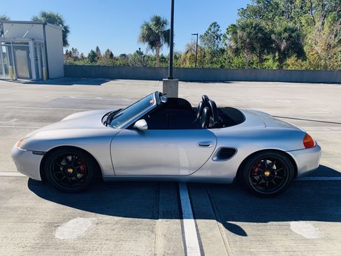 Used 2002 Porsche Boxster S image 20