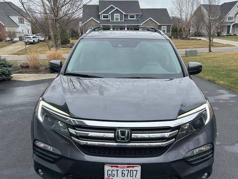 Used 2017 Honda Pilot Touring image 4