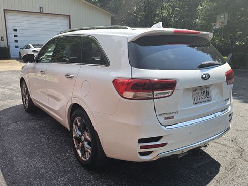 Used 2016 Kia Sorento SX AWD/4WD image 10