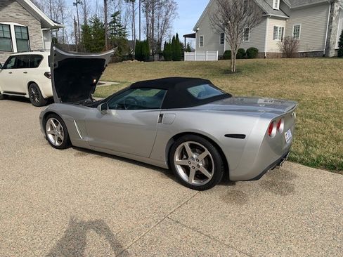 Used 2006 Chevrolet Corvette Convertible 2D w/ Preferred Equipment Group image 10