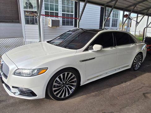 Used 2018 Lincoln Continental Black Label w/ Rear-seat Package image 5