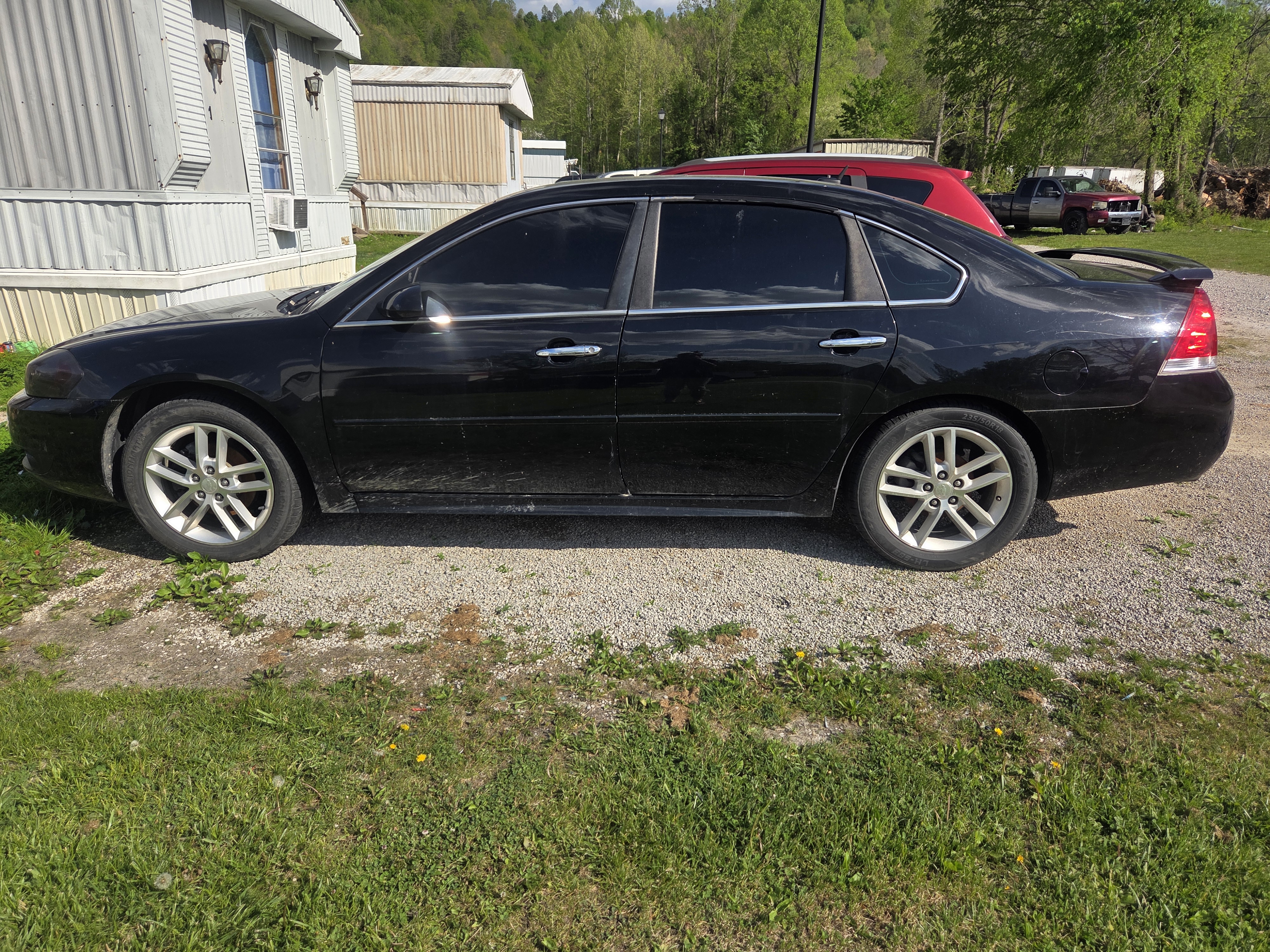 Used 2012 Chevrolet Impala LTZ FWD image 5