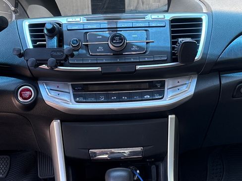 Used 2013 Honda Accord EX image 9
