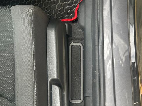 Used 2019 Honda HR-V Sport image 11