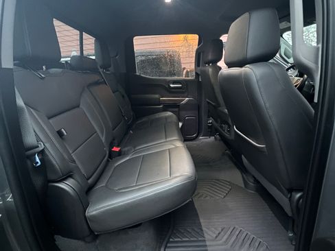 Used 2020 Chevrolet Silverado 1500 LT Trail Boss image 10