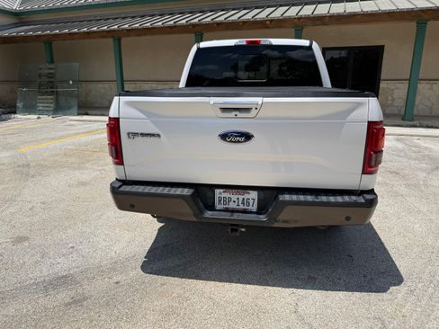 Used 2017 Ford F150 Lariat RWD image 8