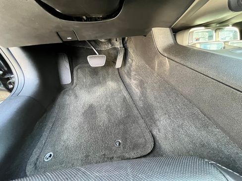 Used 2013 Chevrolet Camaro SS image 16