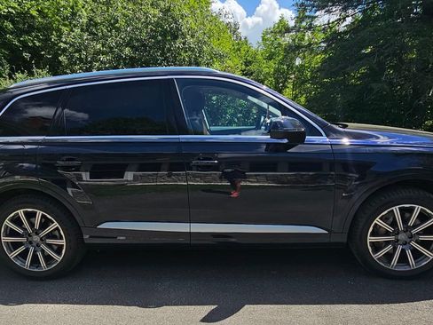 Used 2017 Audi Q7 3.0T Premium Plus AWD/4WD image 2
