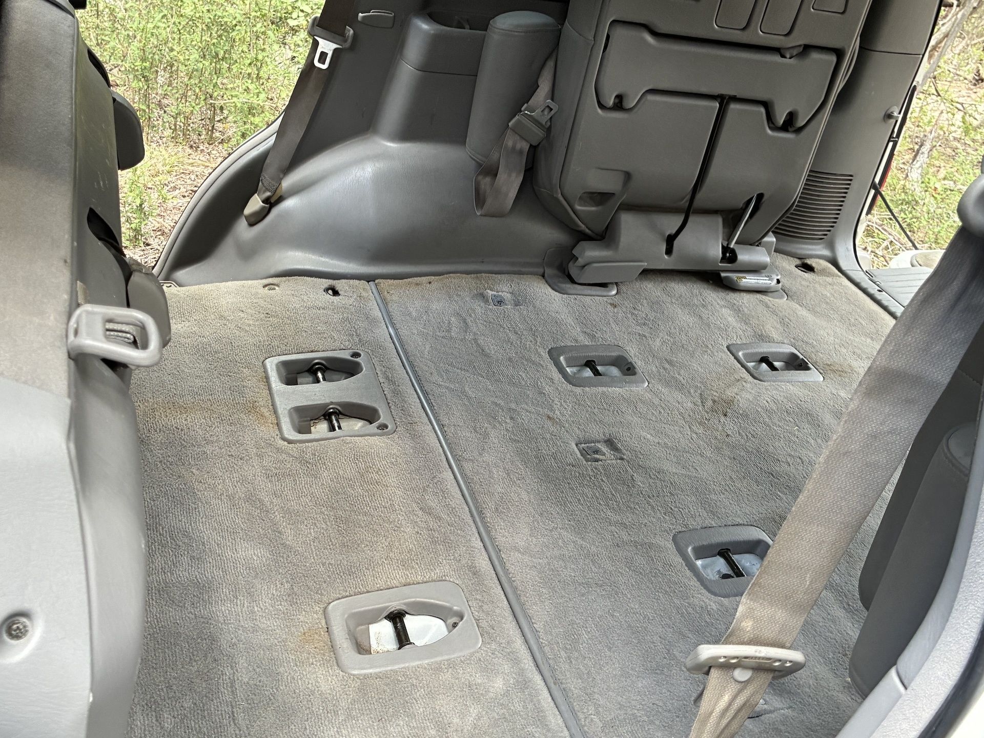 Used 2005 Toyota Land Cruiser AWD/4WD image 30