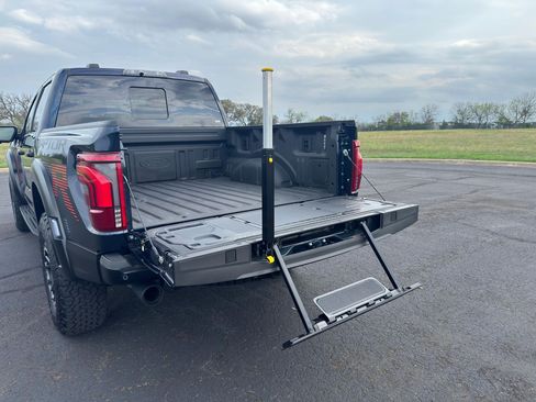 Used 2025 Ford F150 Raptor w/ Equipment Group 803A Raptor R image 9