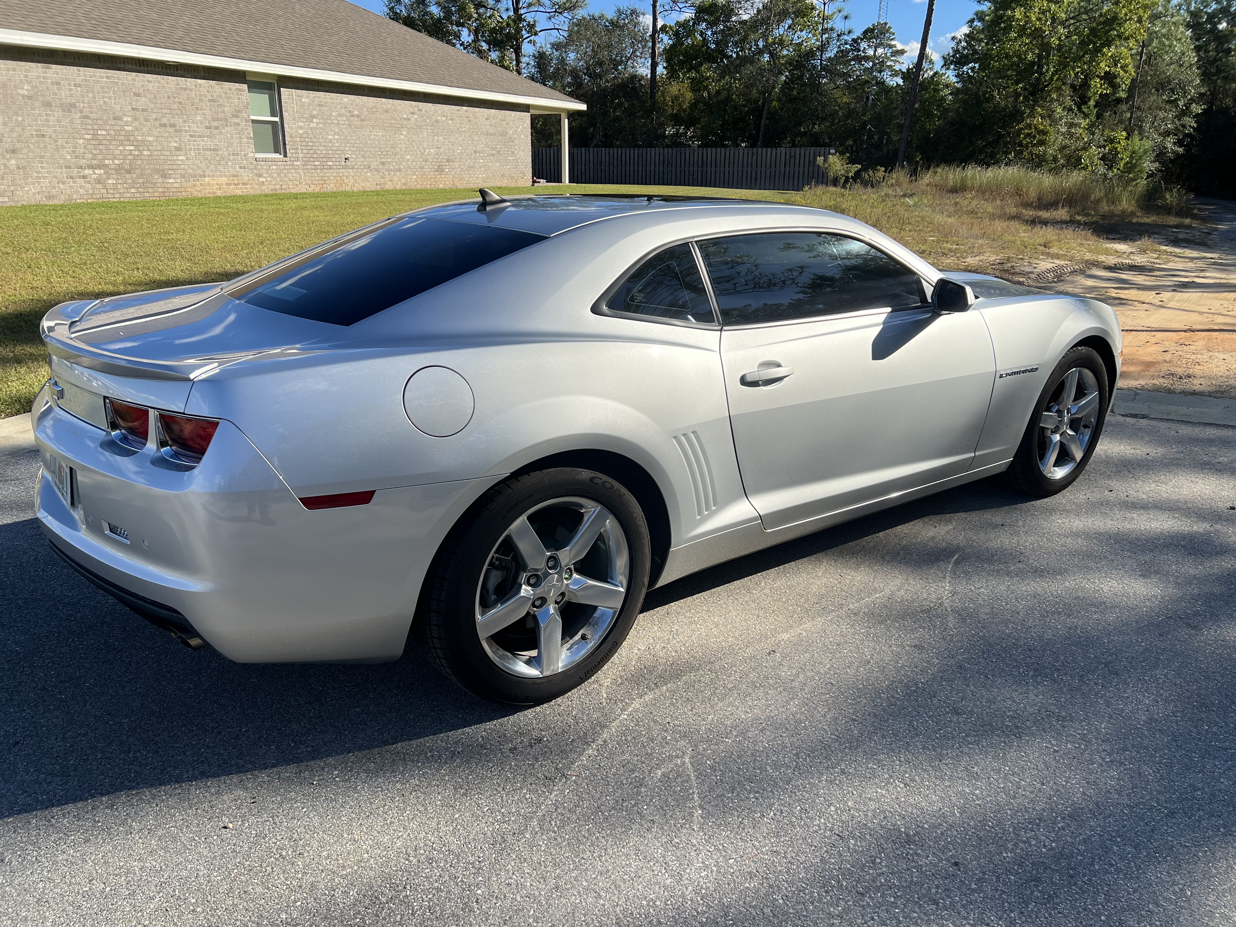 Used 2012 Chevrolet Camaro LT RWD image 6